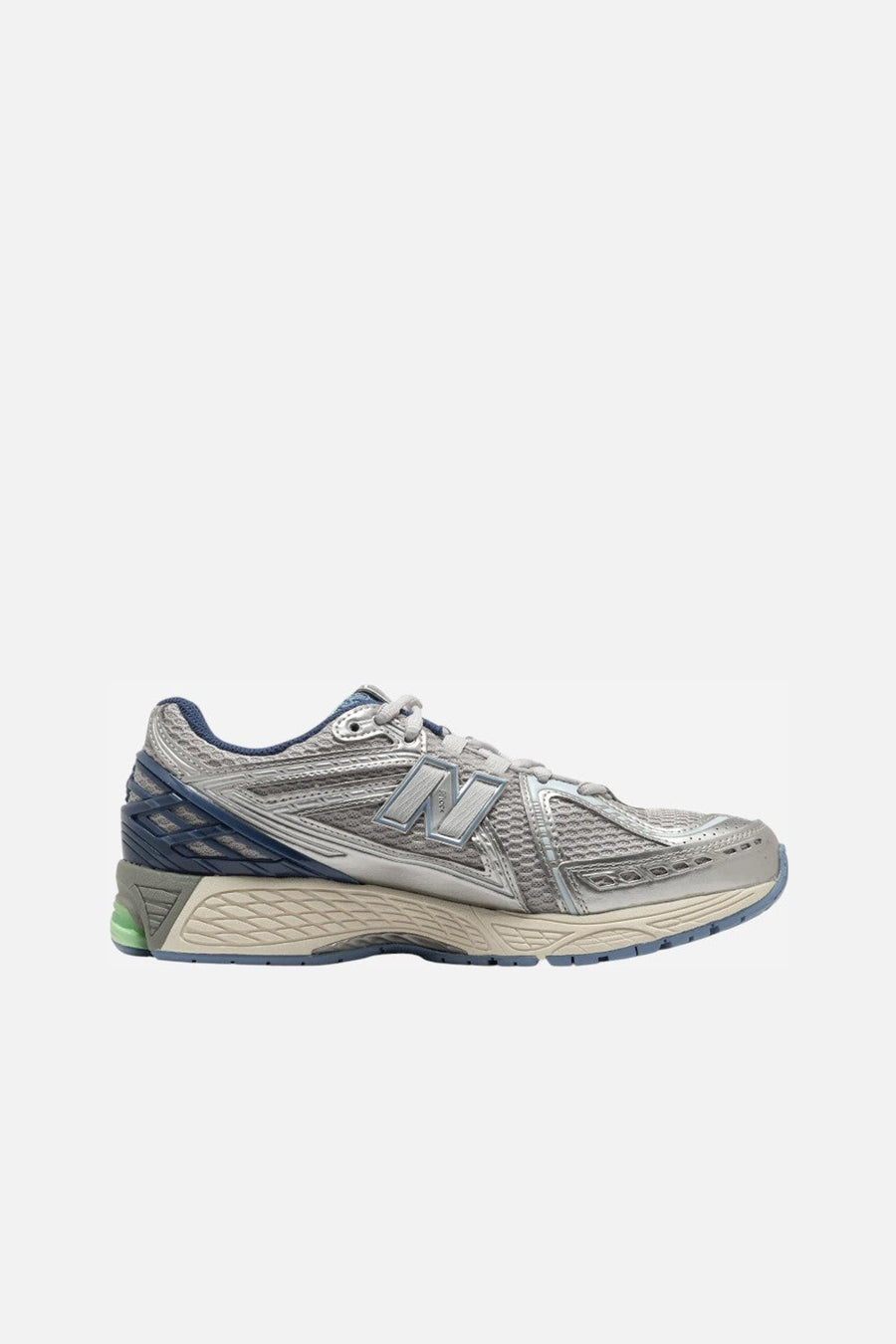 New Balance Men's 1906R in Silver Metallic – side view