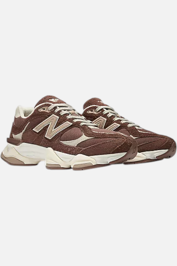 Men's New Balance 9060 in Rich Oak