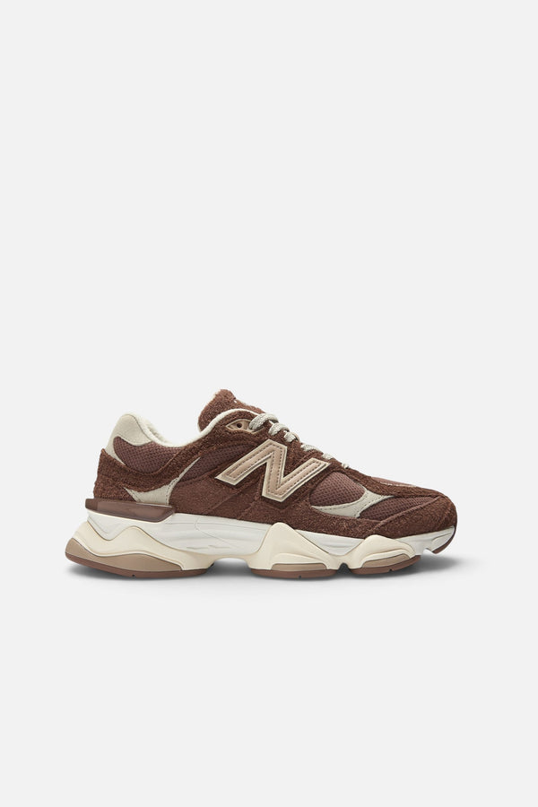 New Balance Men's 9060 in Rich Oak