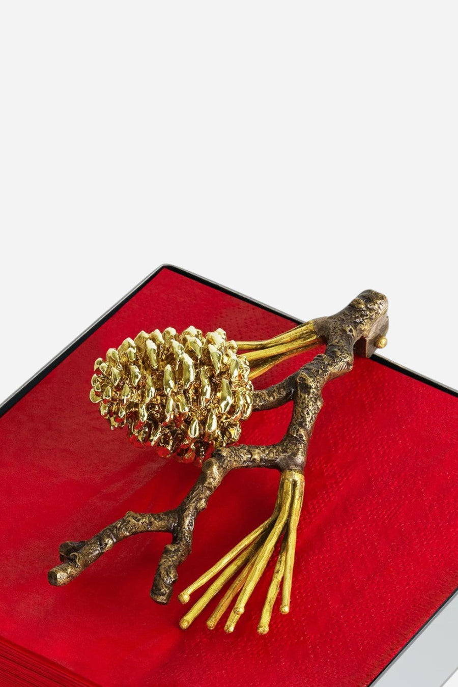Michael Aram Pine Cone Cocktail Napkin Holder – detail