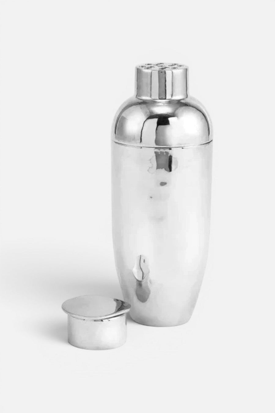 Michael Aram Reflective Cocktail Shaker – back view