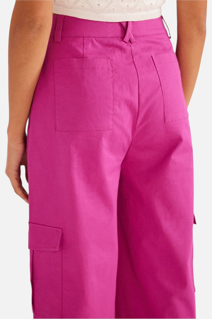 Minkpink Liora Cargo Pocket Pants in Orchid – detail