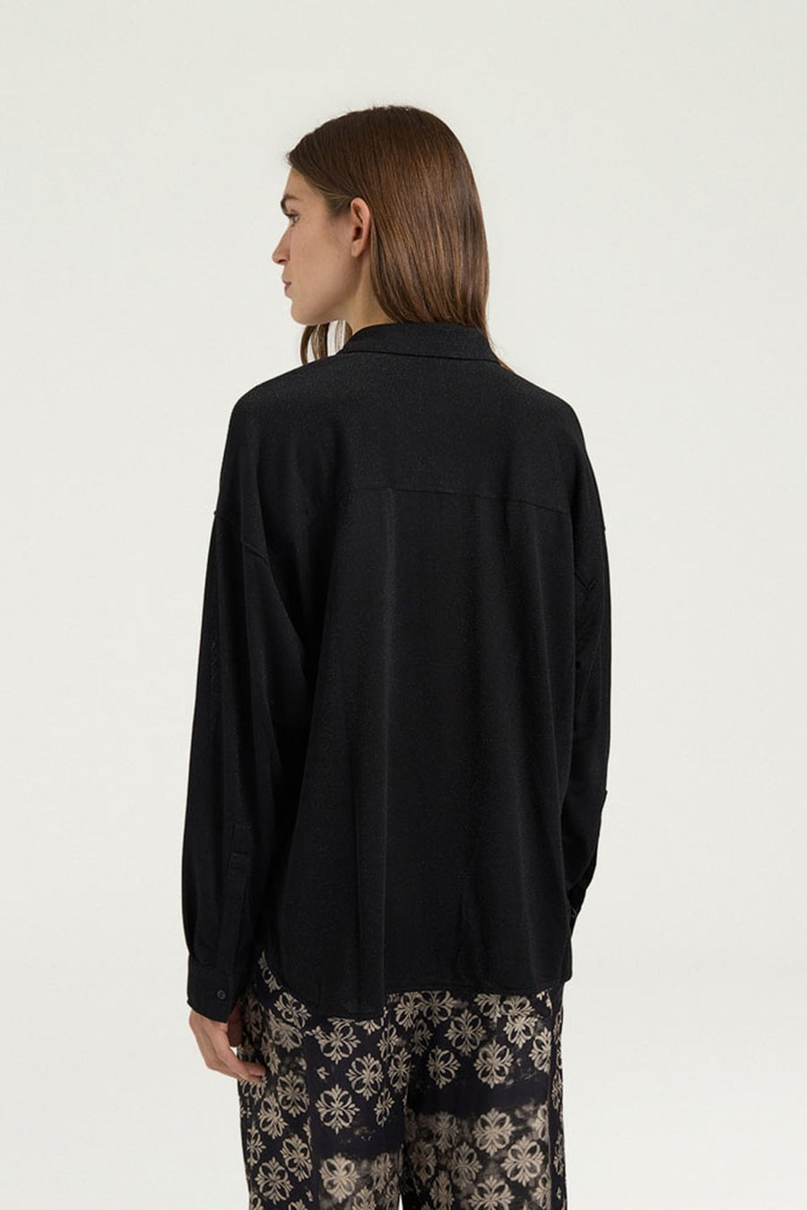 Momoni Women's Pitanga Bis Shirt in Nero – back view