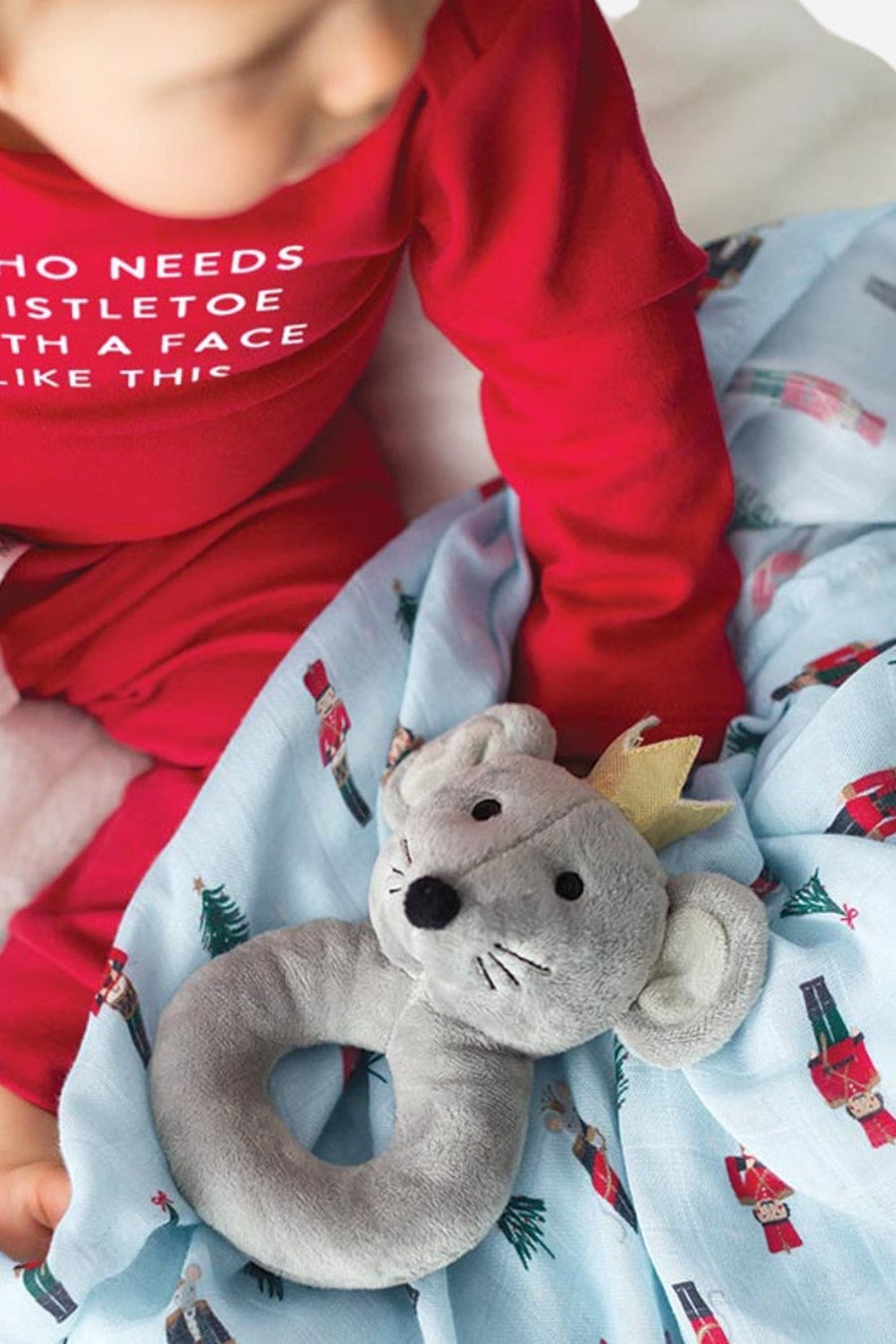 Mouse King Baby Swaddle with Plush Rattle – detail