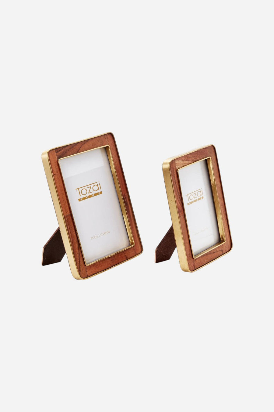 Nelson Rounded Edge Wood Photo Frame with Brass Edge – detail