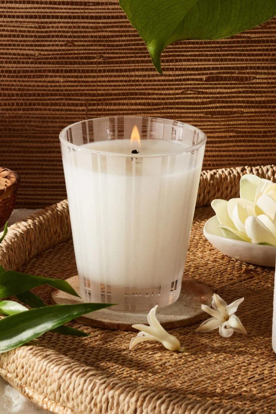 Nest Bamboo Classic Candle – back view