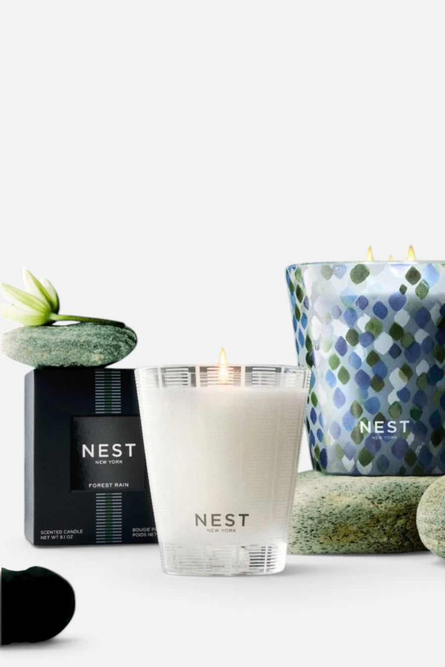 Nest Forest Rain Classic Candle – side view