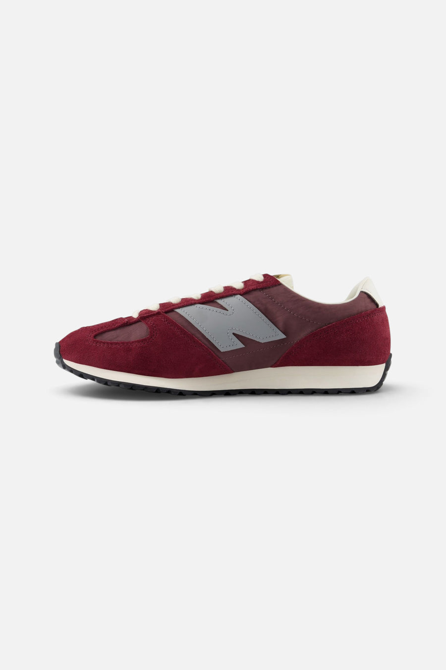 New Balance 471 Sneaker in Mulled Wine – side view