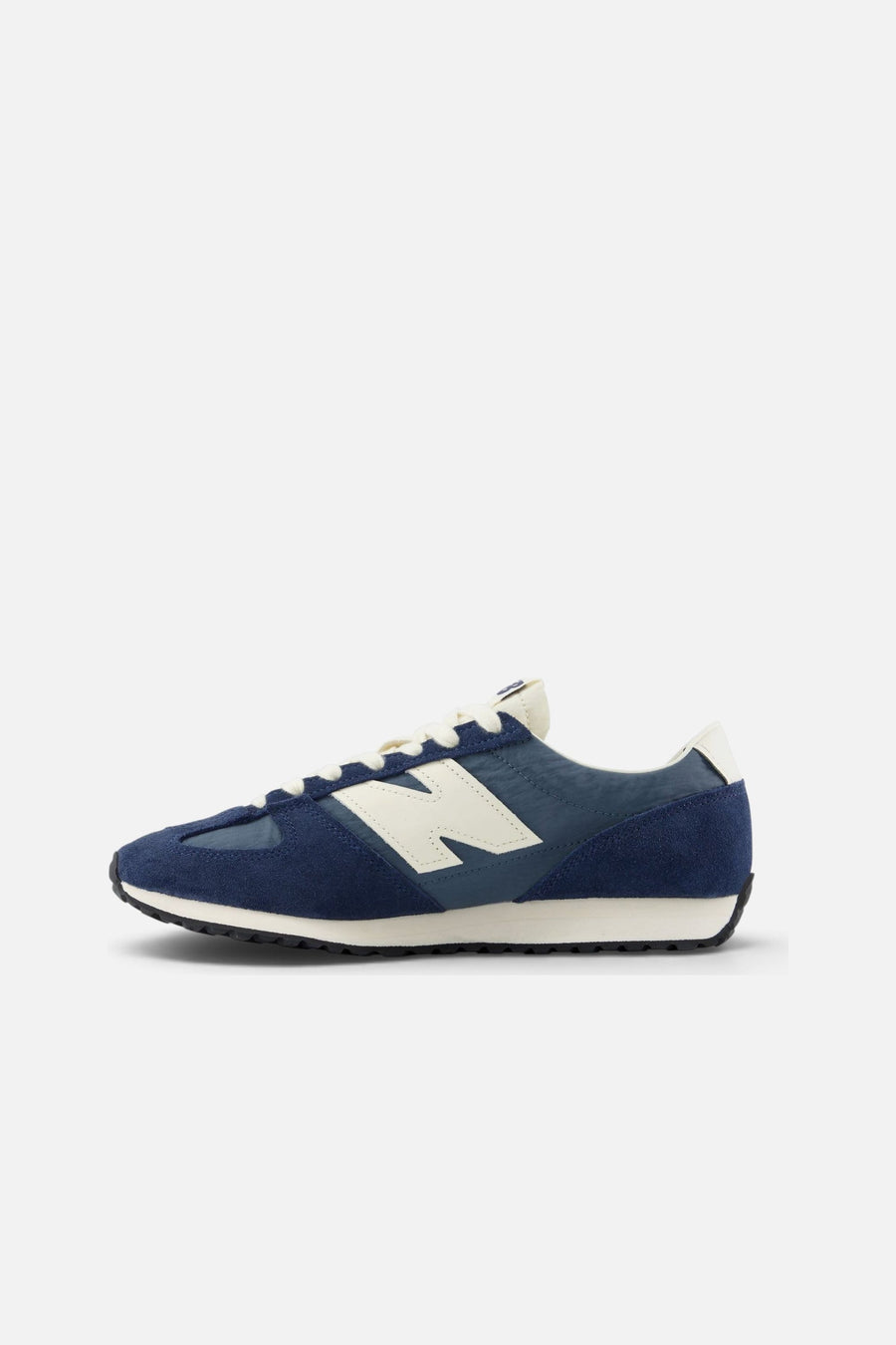 New Balance 471 Sneaker in NB Navy – side view