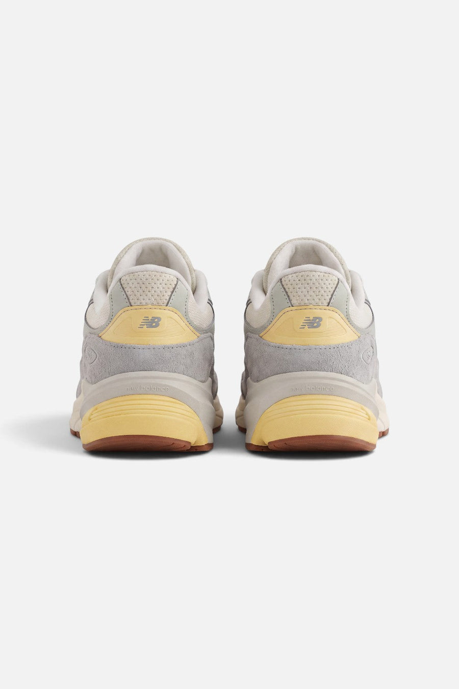 New Balance Men's Abzorb 2010 Sneaker in Silver Moss – side view