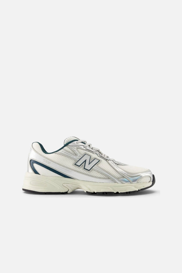 New Balance Women's 740 in Medusa Green
