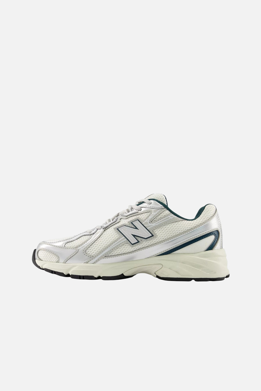 New Balance Women's 740 in Medusa Green – side view