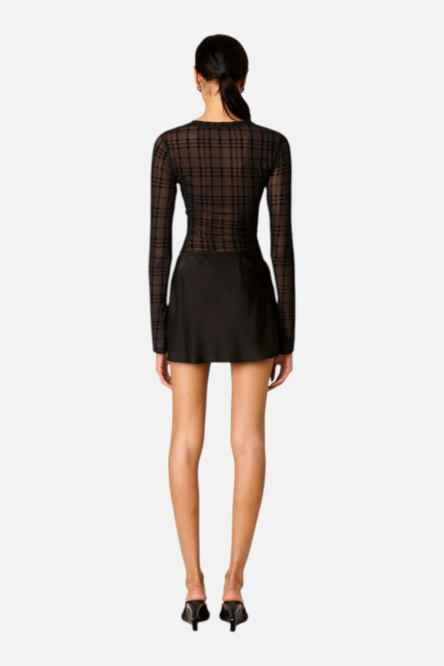 NIA Women's Fox Top in Black – side view