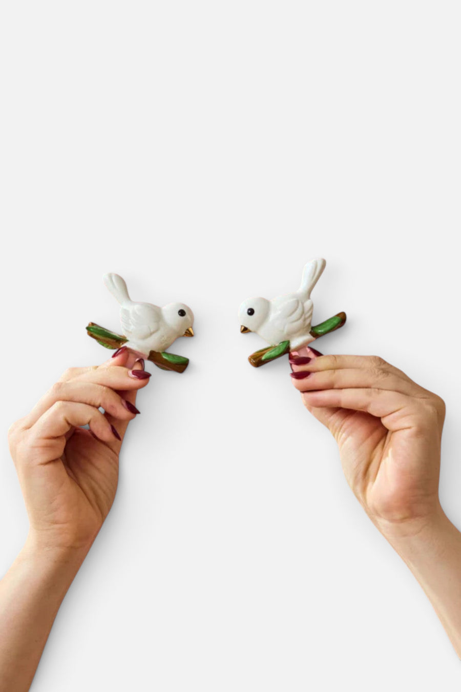 Nora Fleming Bestie Bird Mini – back view