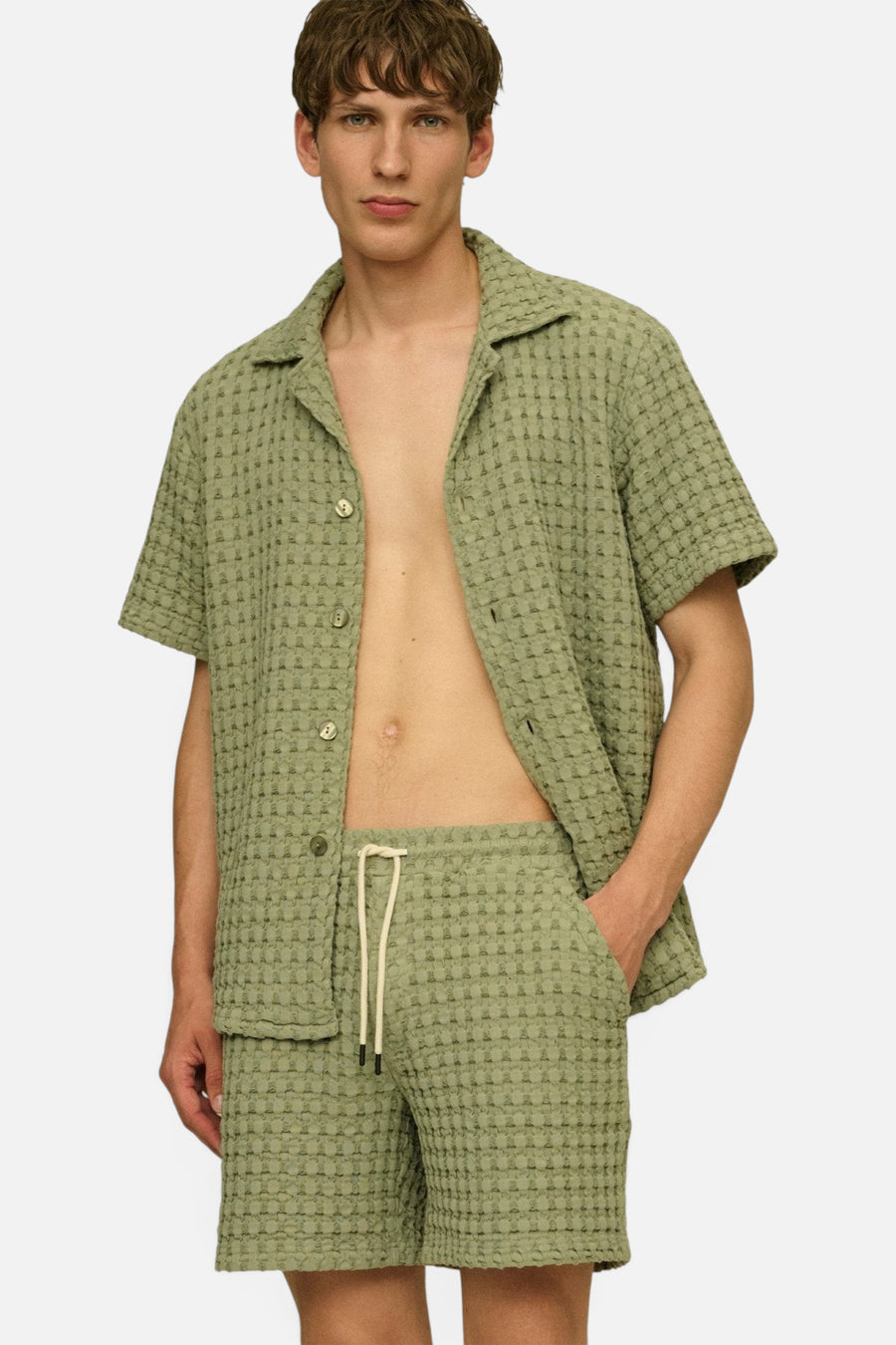 OAS Dusty Green Porto Waffle Short – flat lay