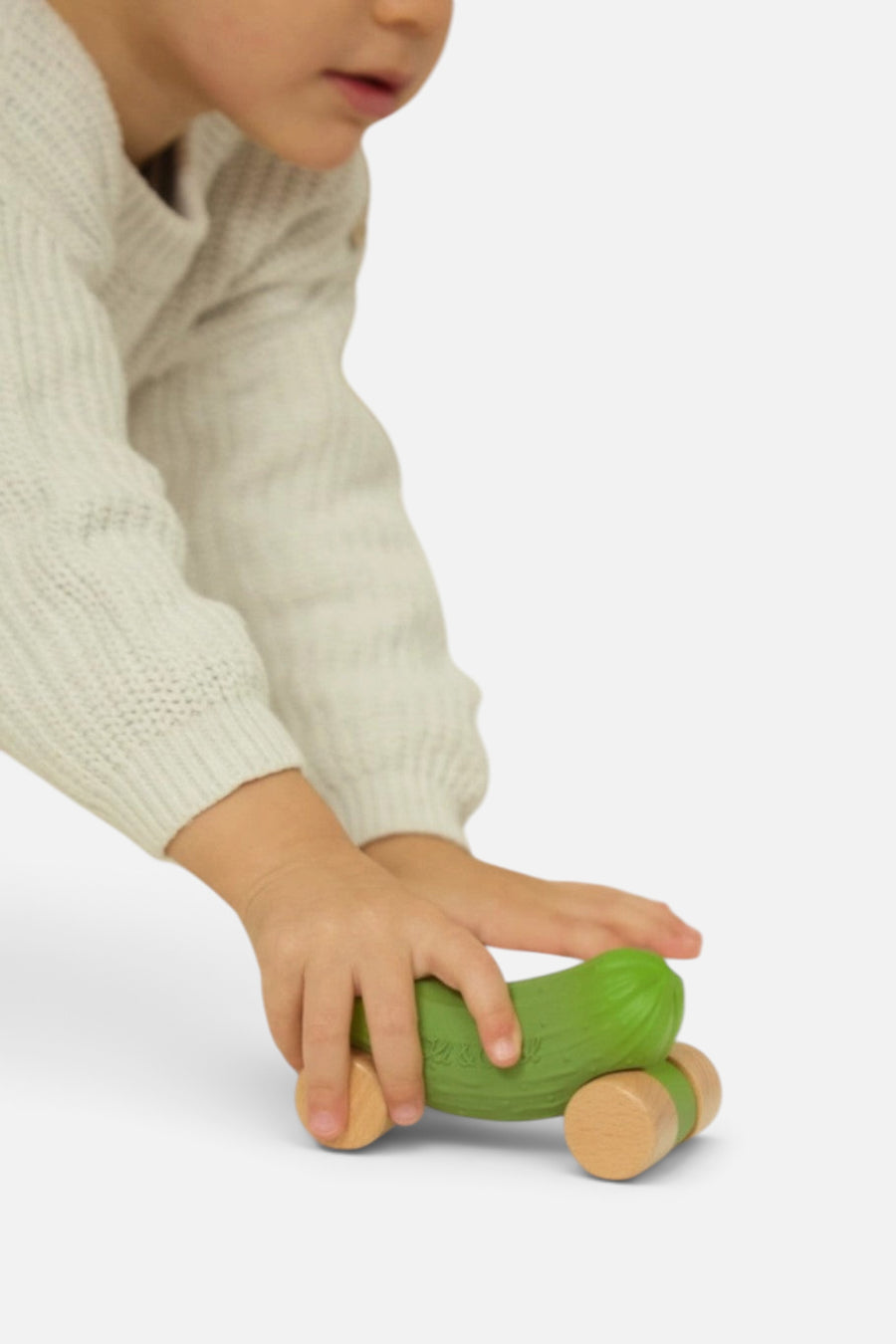 Oli & Carol Pepino The Cucumber Car – alternate