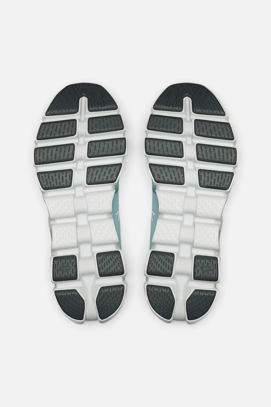 On Running Cloud X 5 in Wash | Glacier – side view