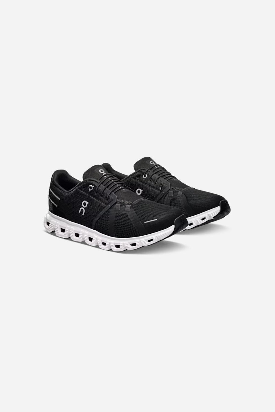 On Running Men's Cloud 6 in Black & White – alternate