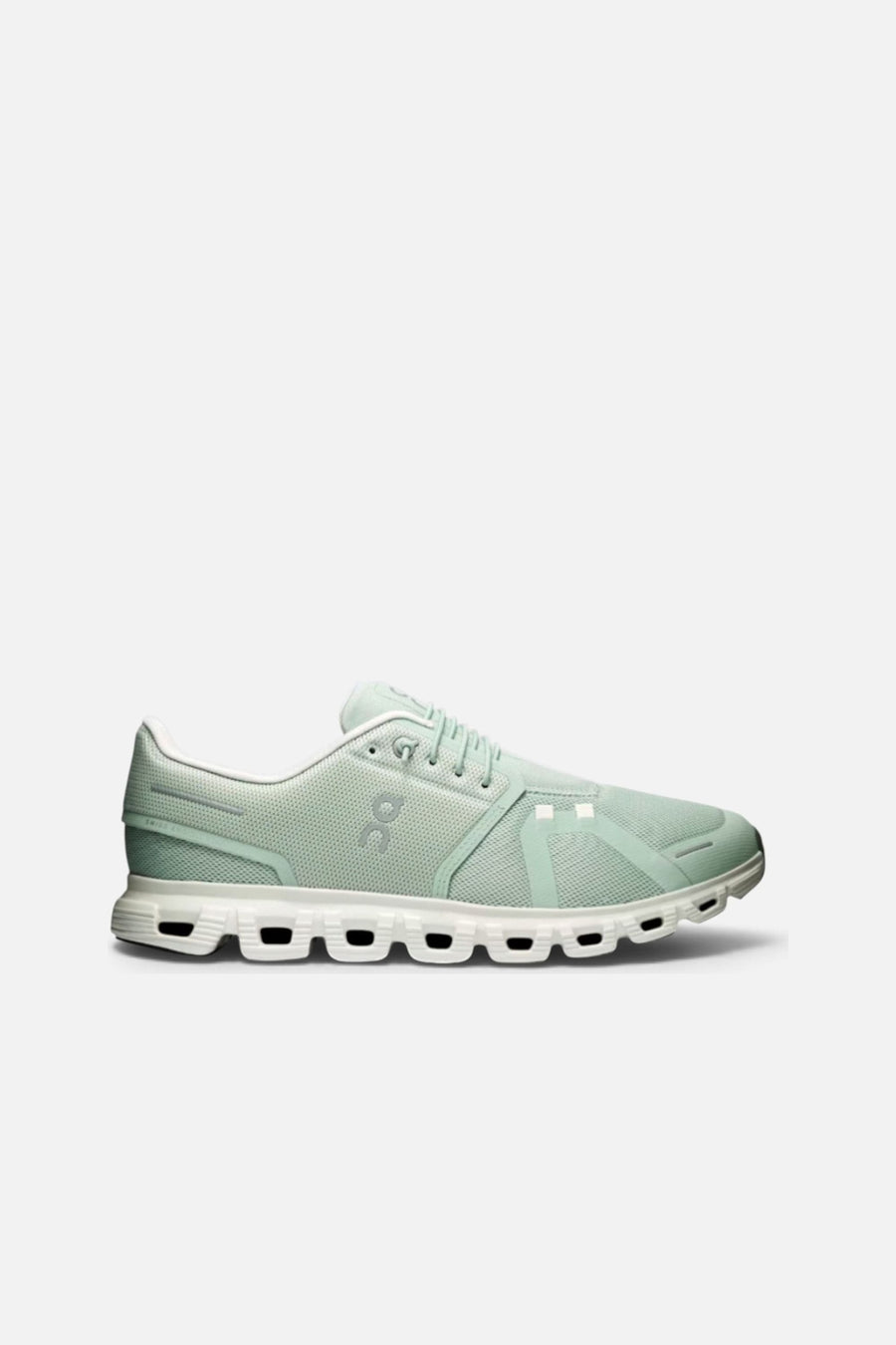On Running Men's Cloud 6 in Mineral and Ice – side view