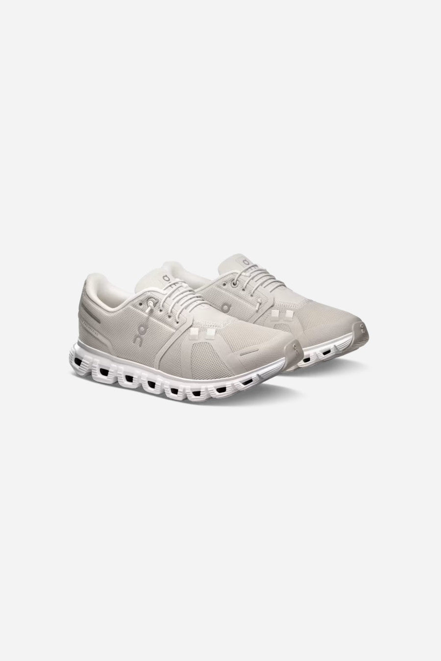 On Running Men's Cloud 6 in Pearl/White – alternate