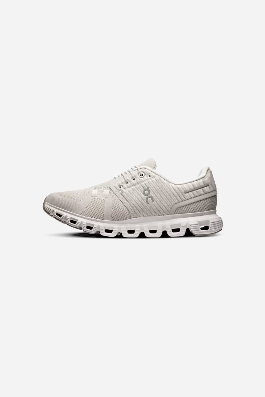 On Running Men's Cloud 6 in Pearl/White – detail