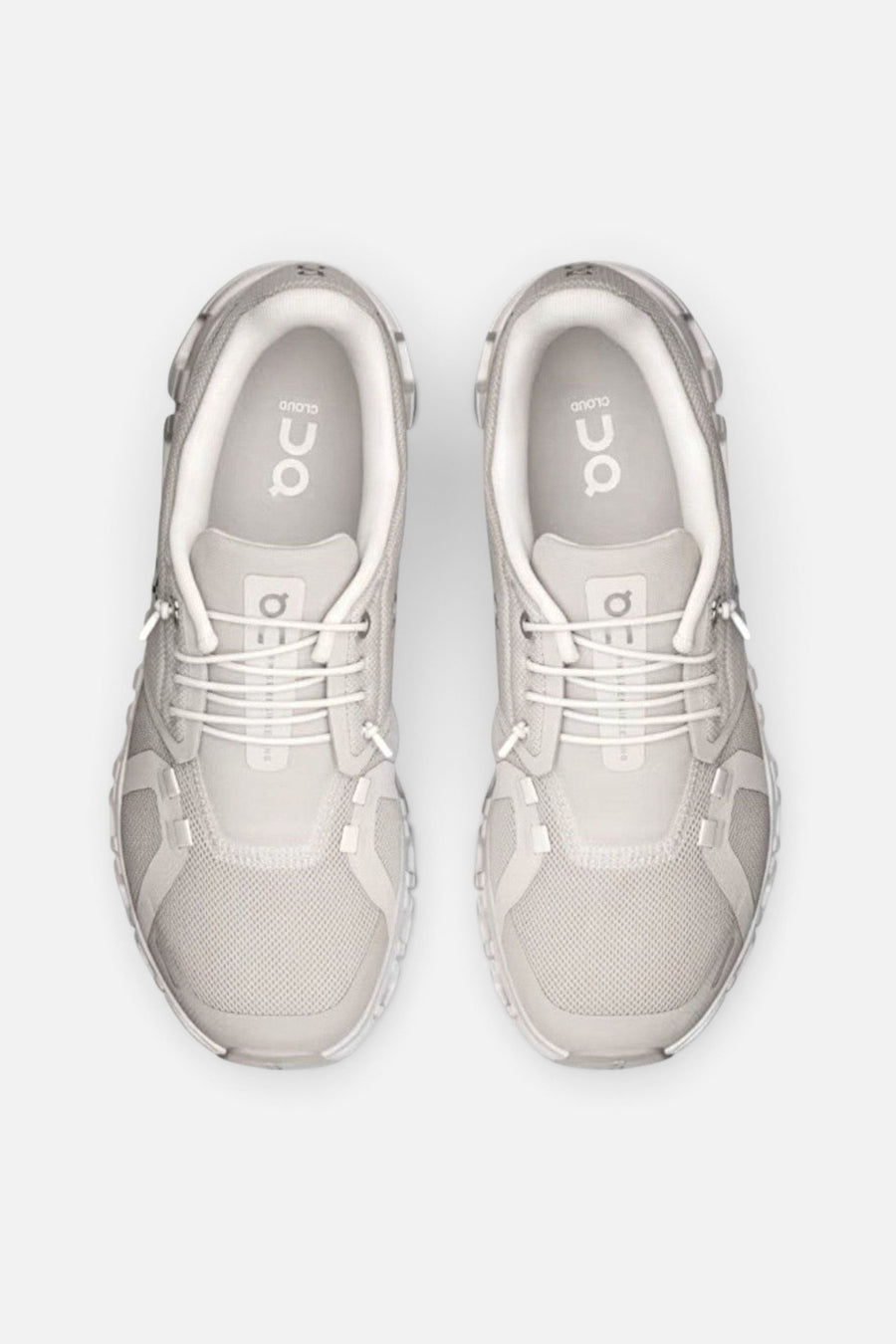 On Running Men's Cloud 6 in Pearl/White – top view