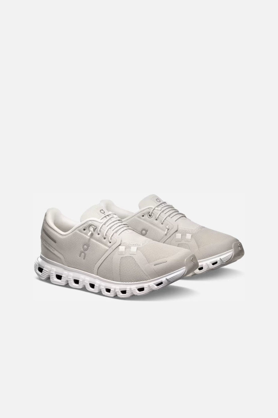 On Running Men's Cloud 6 in Pearl/White – three-quarter view