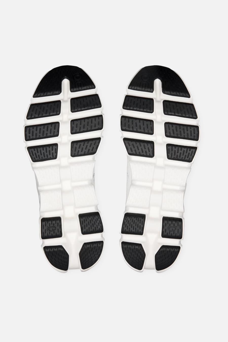 On Running Men's Cloud X 5 Sneaker in Black and White – detail