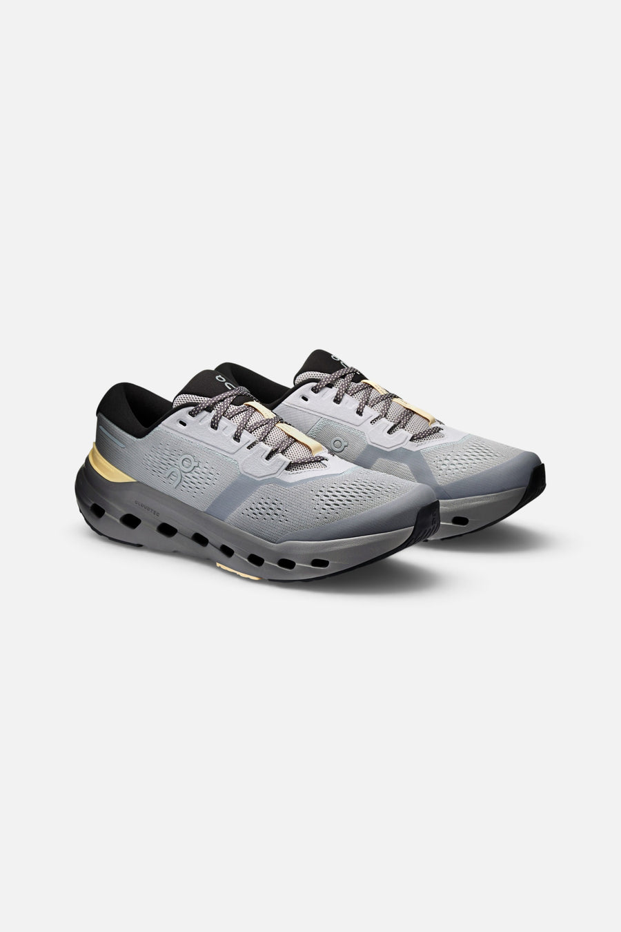 On Running Men's Cloudrunner 3 in Platinum and Squash – pair view