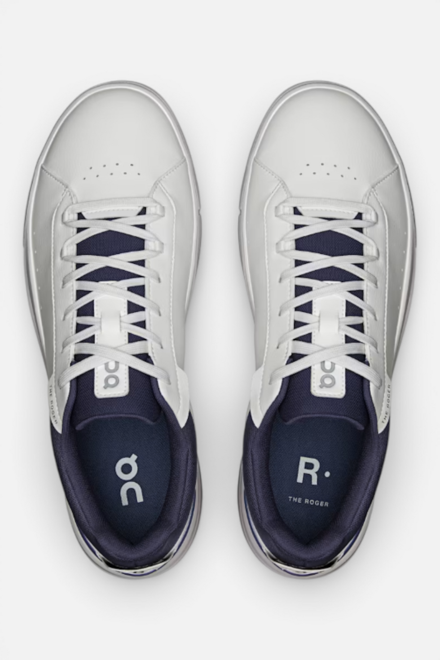 On Running Men's The Roger Advantage in Midnight and White – detail