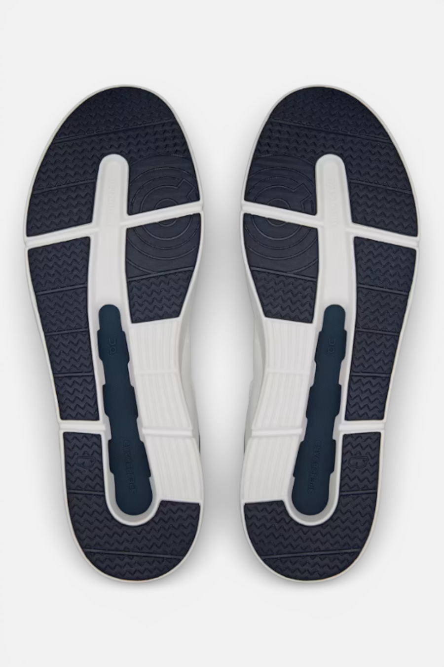 On Running Men's The Roger Advantage in Midnight and White – flat lay