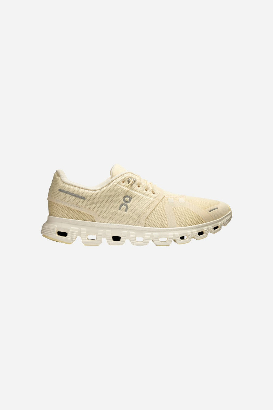 On Running Women's Cloud 6 in Castor/Ivory – front view