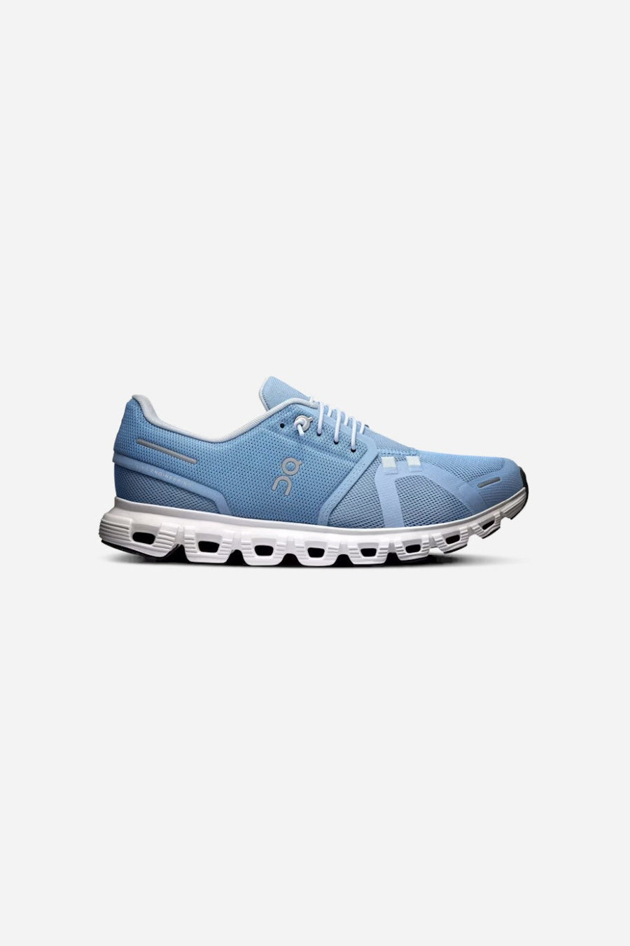 ON Running Women's Cloud 6 in Chambray & White – front view