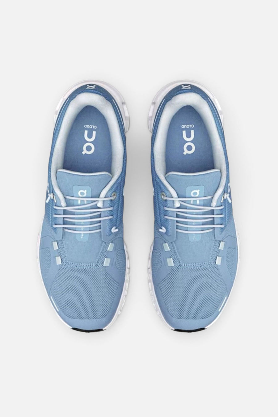 ON Running Women's Cloud 6 in Chambray & White – top view