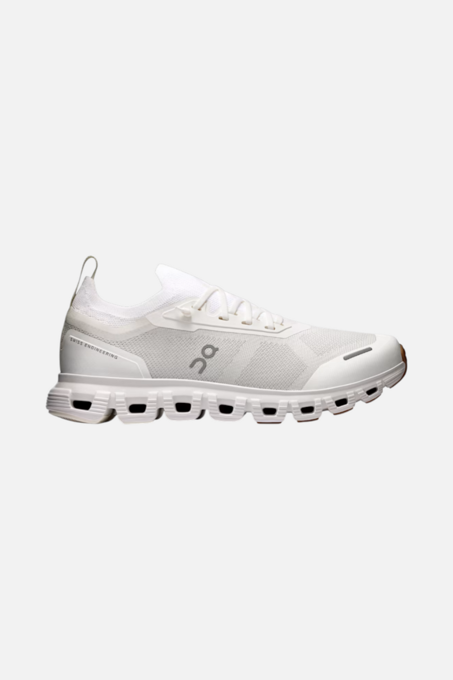 On Running Women's Cloud 6 Versa in White – front view