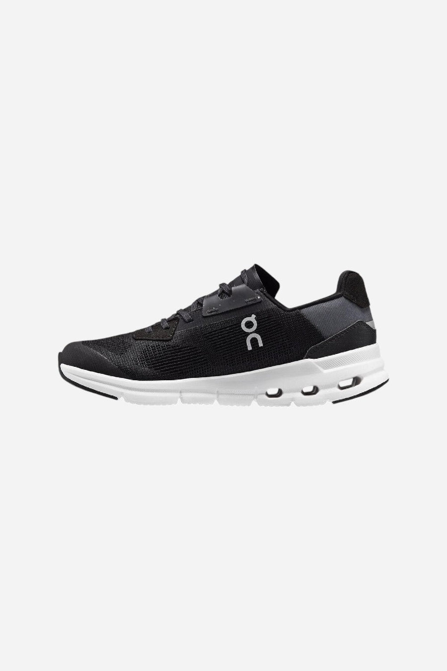 On Running Women's Cloudrift in Black/White – back view