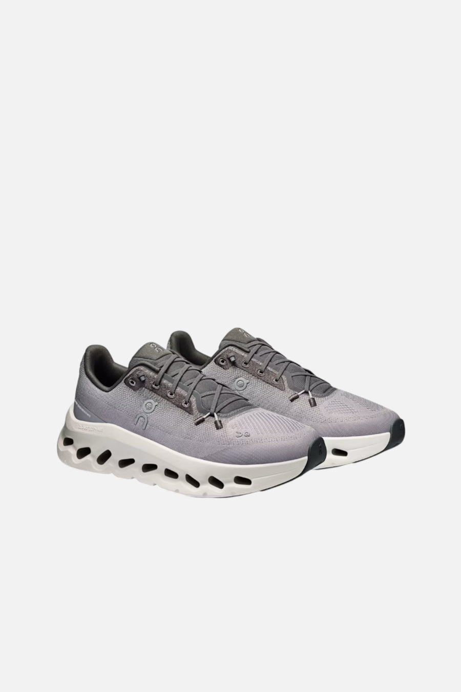 On Running Women's Cloudtilt in Eclipse – three-quarter view