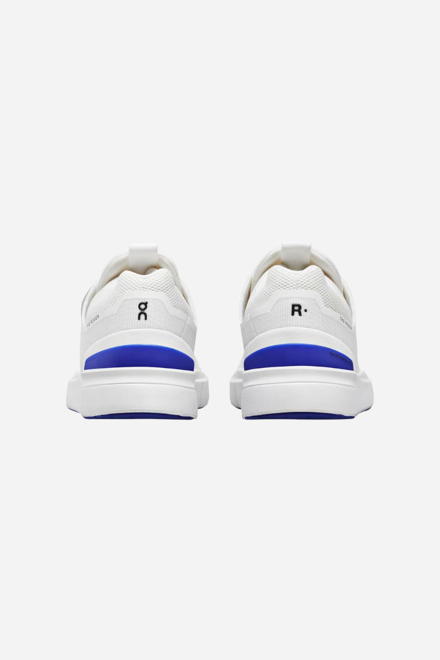 On Running Women's The Roger Spin in Undyed White/Indigo – flat lay