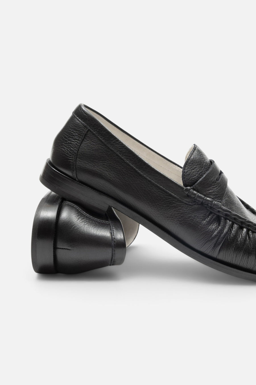 Oncept Dover Soft Loafer in Black – back view