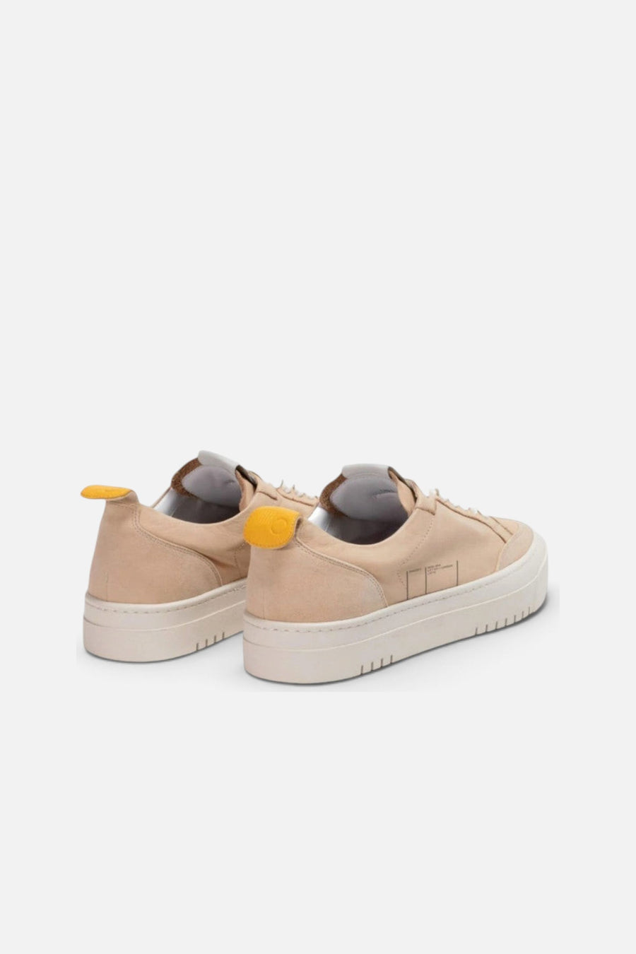 Oncept London Sneakers in Latte – side view