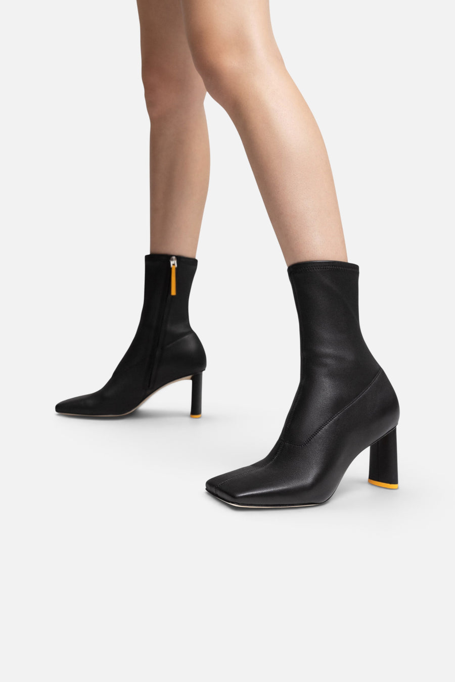 Oncept Lyon Boot in Black – alternate
