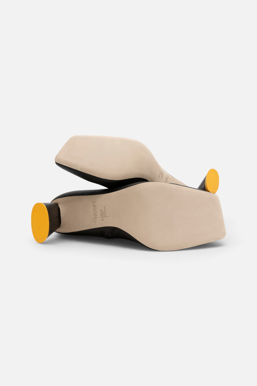 Oncept Lyon Boot in Black – detail