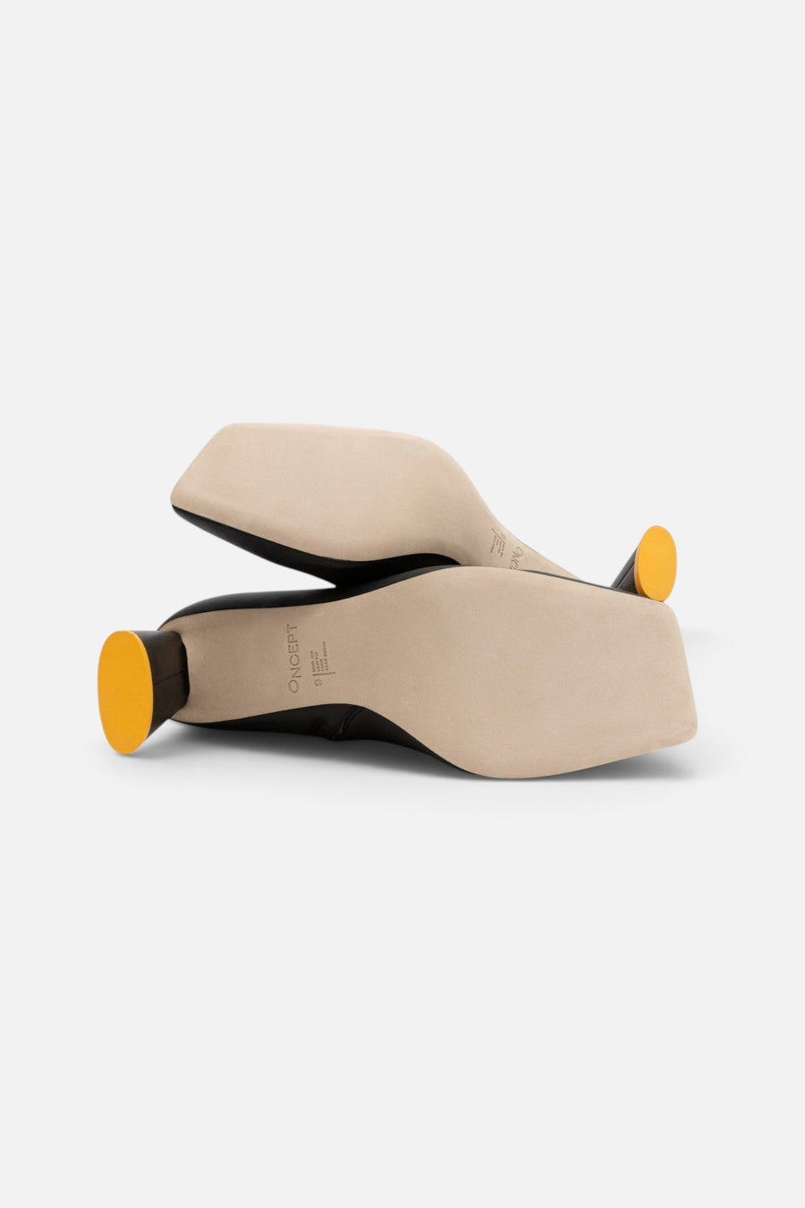 Oncept Lyon Boot in Black – side view