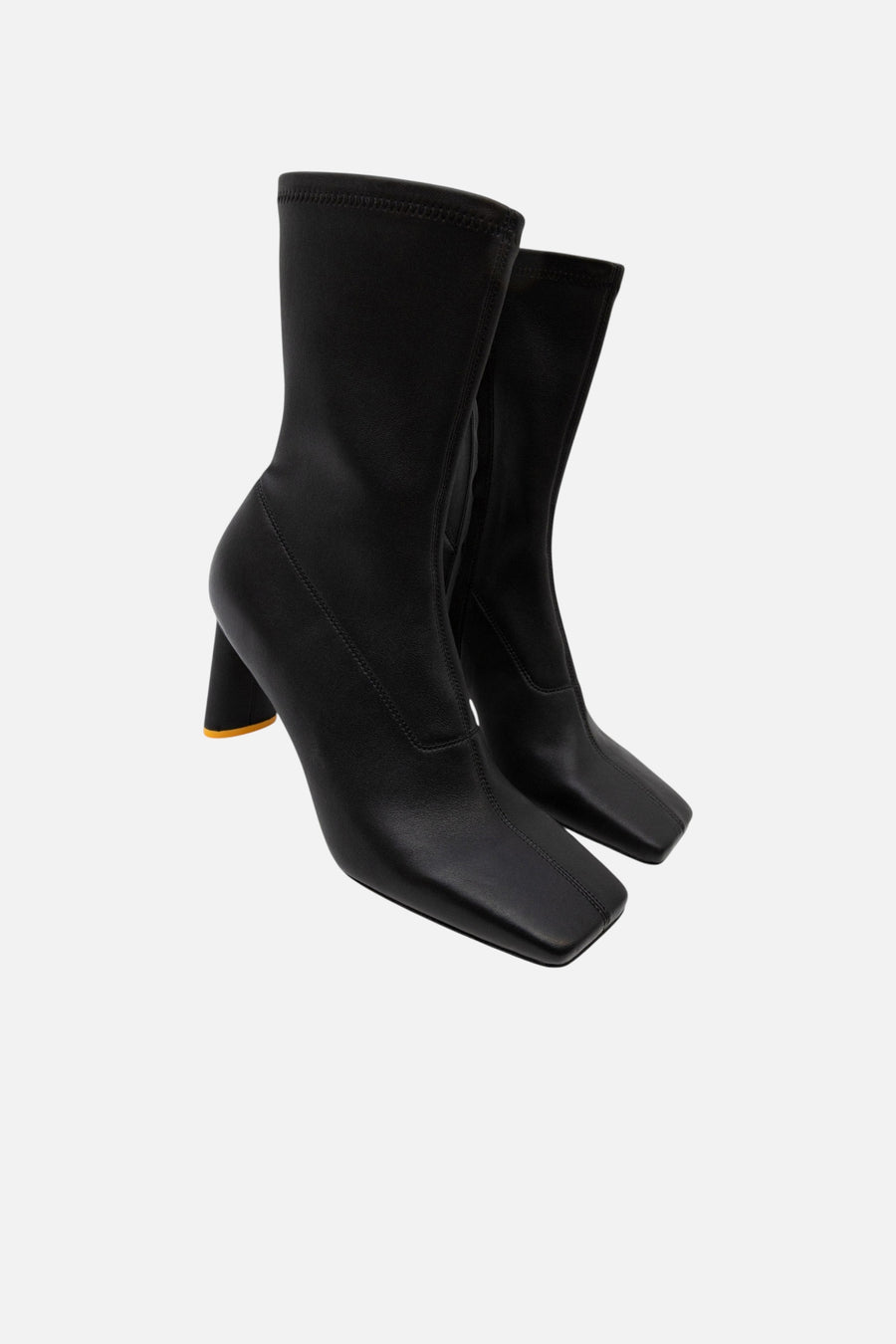 Oncept Lyon Boot in Black – side view