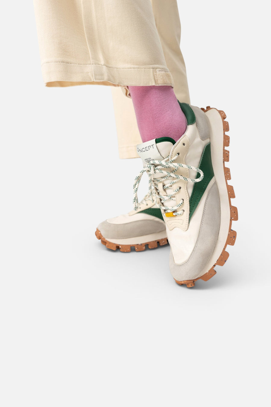 Oncept Osaka Sneakers in Ivory Green – alternate