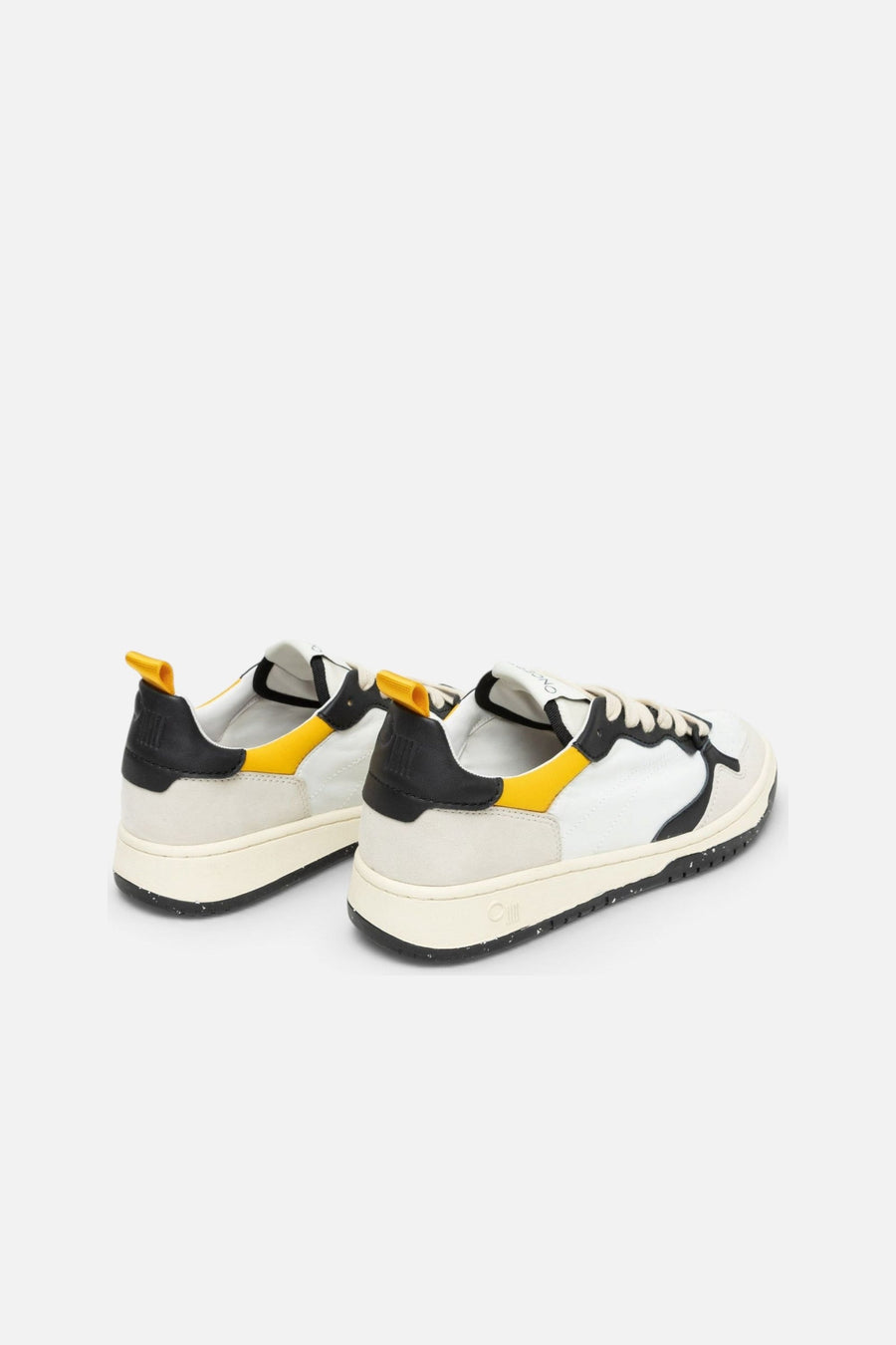 Oncept Phoenix Sneakers in Night – side view
