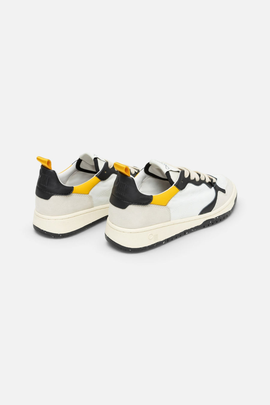 Oncept Phoenix Sneakers in Night – side view