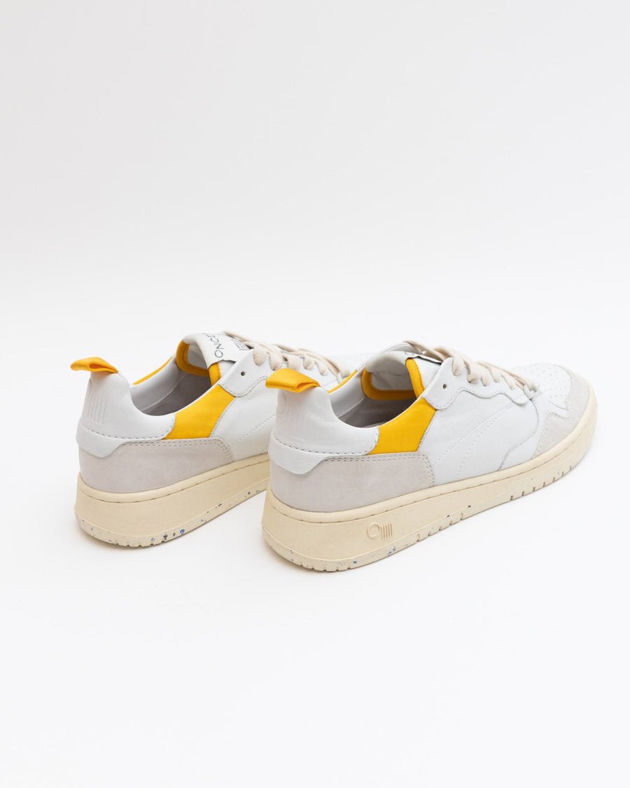 Oncept Phoenix Sneakers in White Cloud – side view