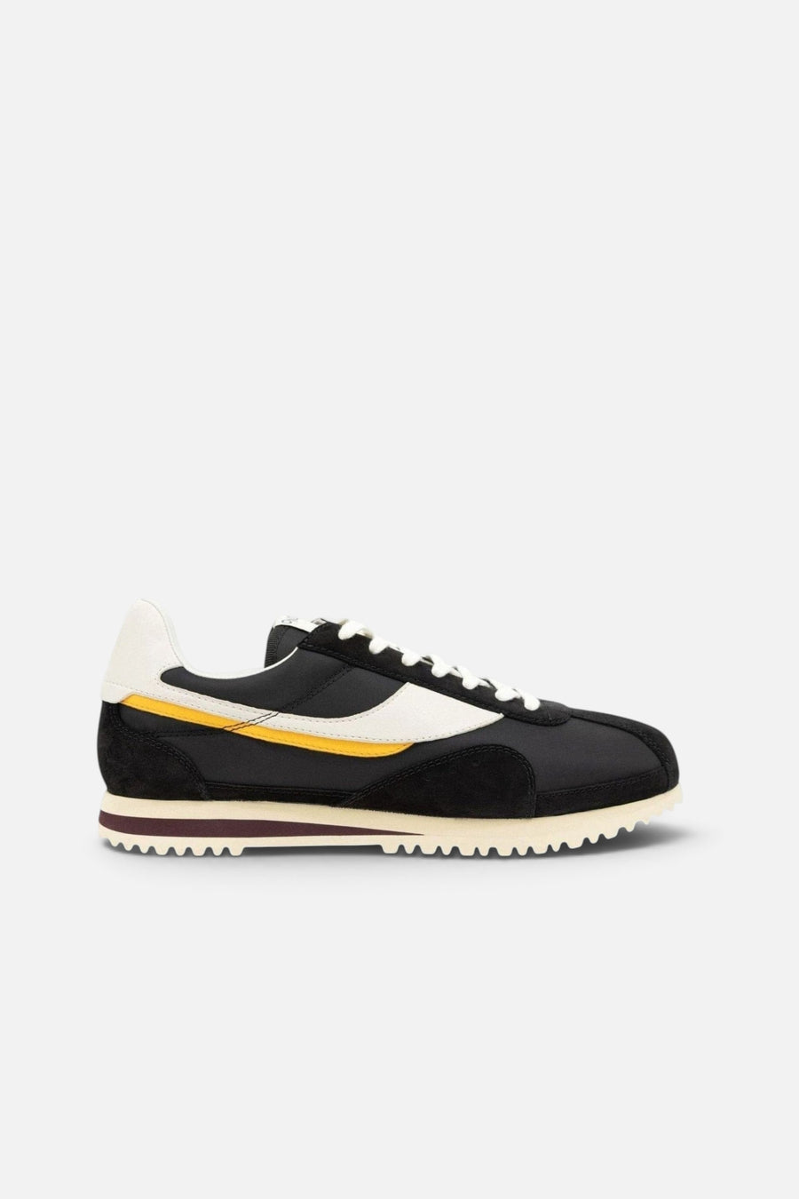 Oncept Rennes Sneaker in Black – side view
