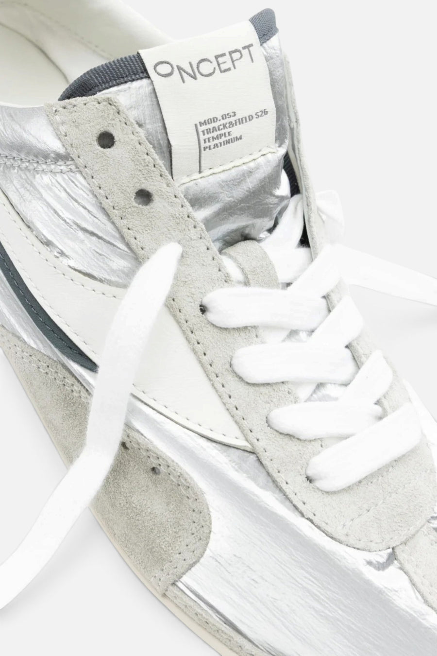 Oncept Temple Sneaker in Platinum – detail